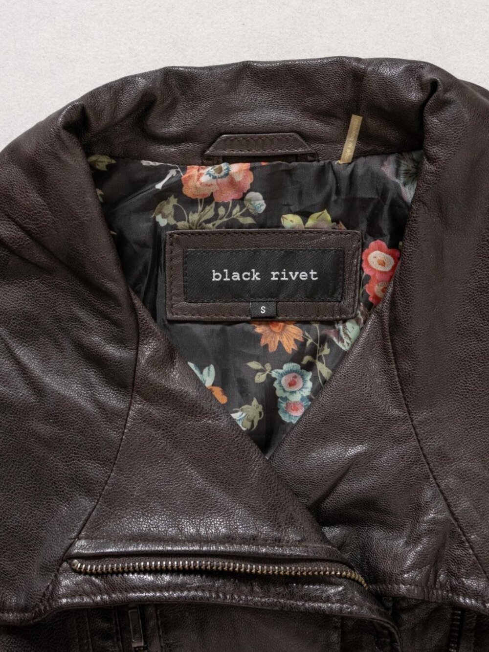 BROWN LEATHER JACKET Vintage Zip Up Coat Woman 2000's Y2K Motorcycle / Small - Picture 6 of 10